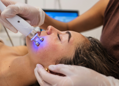 Facial lifting & Tightening shot